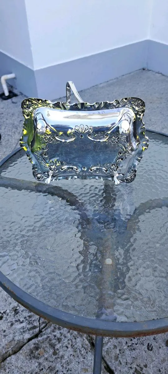 Old silver  fruit  dish €20 - Image 2