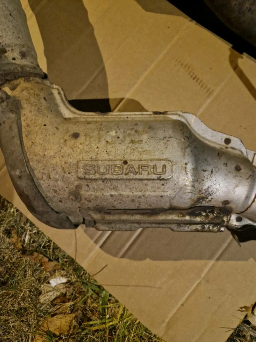 Subaru impreza exhaust system and jdm boot - Image 3