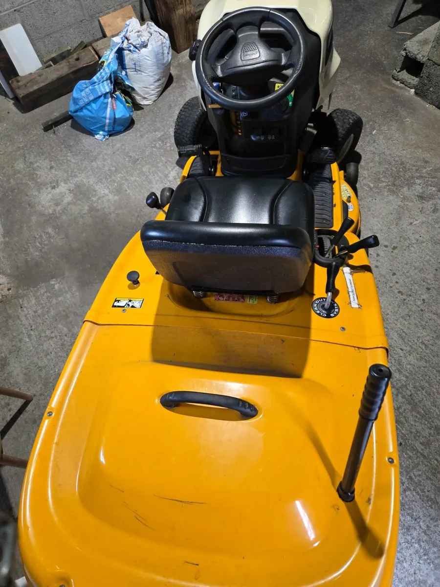 Ride on Mower - Image 3