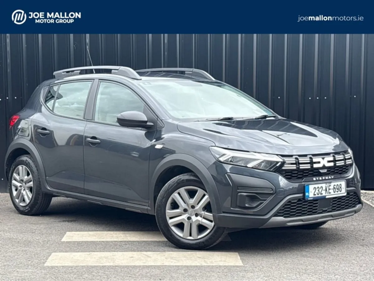 Dacia Sandero Stepway TCe 90 Stepway Essential - Image 1