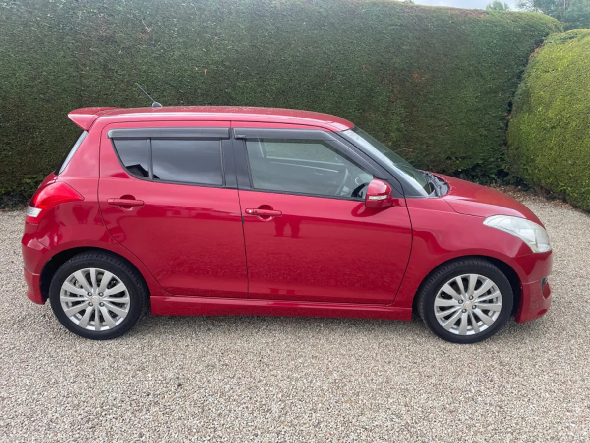 Suzuki Swift ZC72S - Image 2