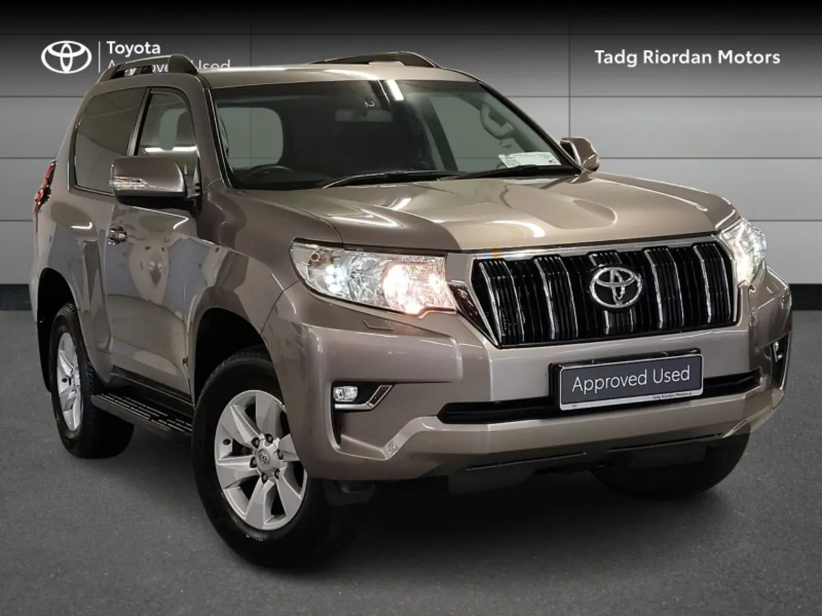 Toyota Land Cruiser SWB AUTO - Image 1