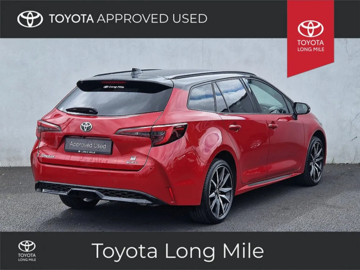 Toyota Corolla 1.8 Hybrid Gr Sport Touring Sport 5 - Image 3