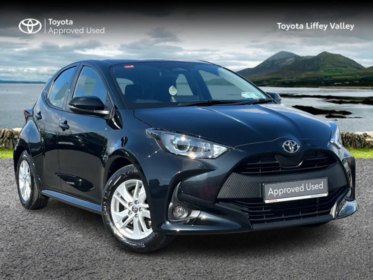 Toyota Yaris Yaris Hybrid 115 Luna - Image 1