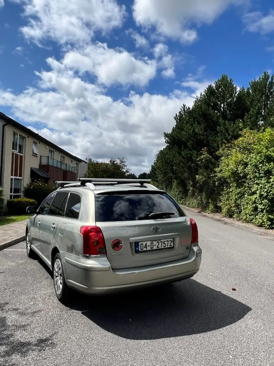 2004 Toyota Avensis - Image 4