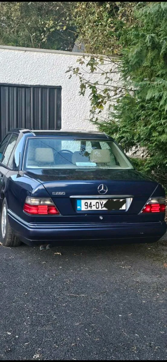Mercedes Benz W124 E280 - Image 2