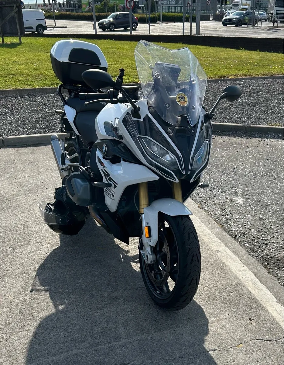 BMW R1250RS - Image 1