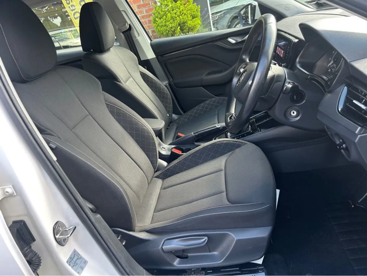 Skoda Kamiq Ambition 1.0 TSI Automatic / DSG 110b - Image 2