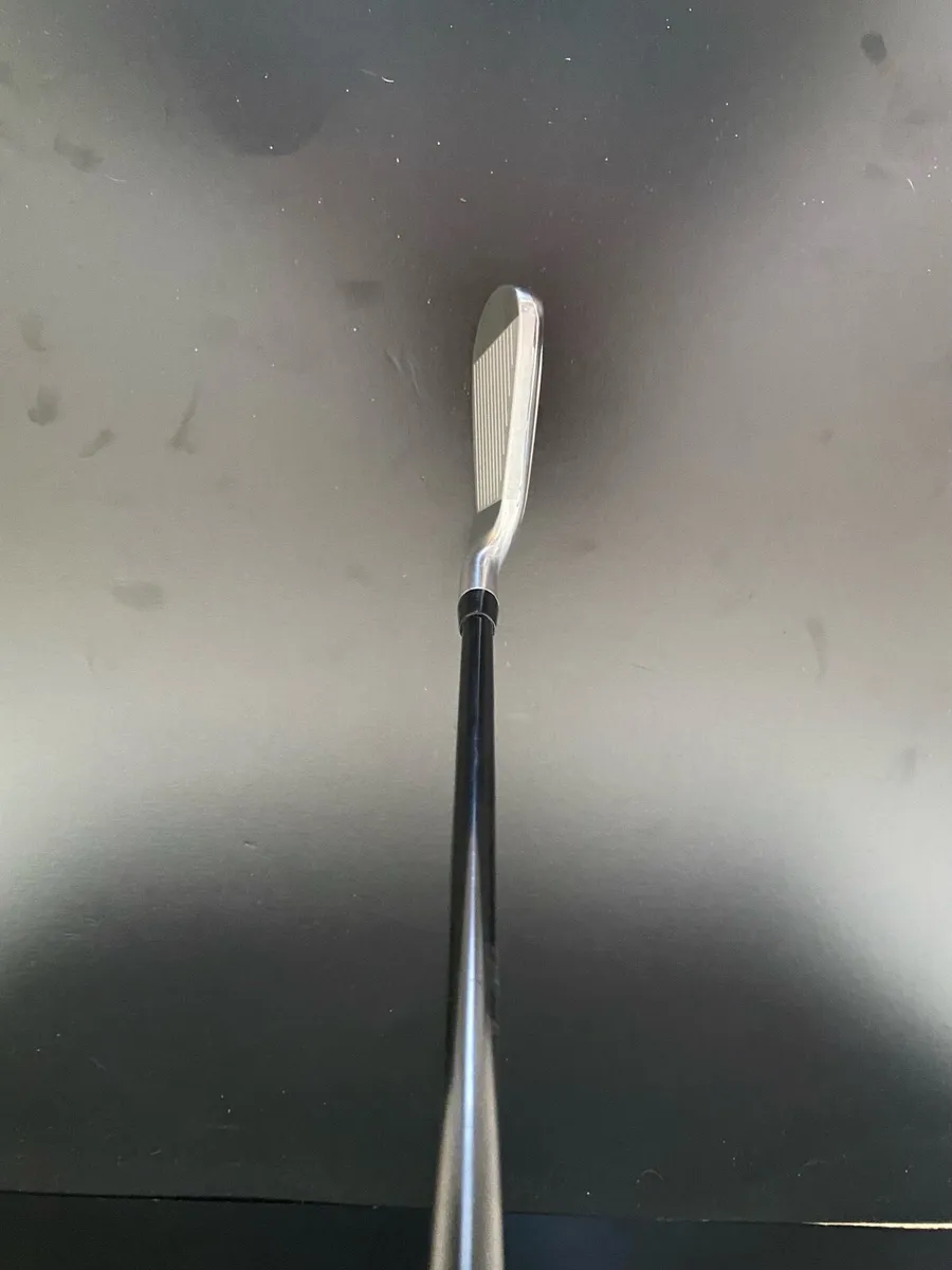 Titleist T350 4 iron - Image 2
