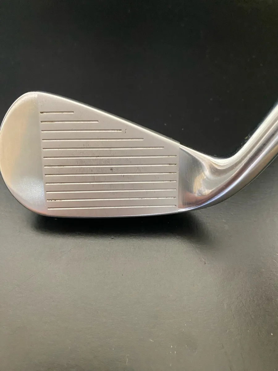 Titleist T350 4 iron - Image 3