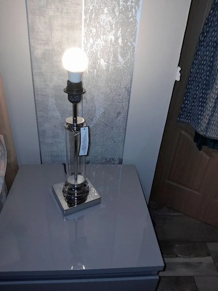 table lamp - Image 4