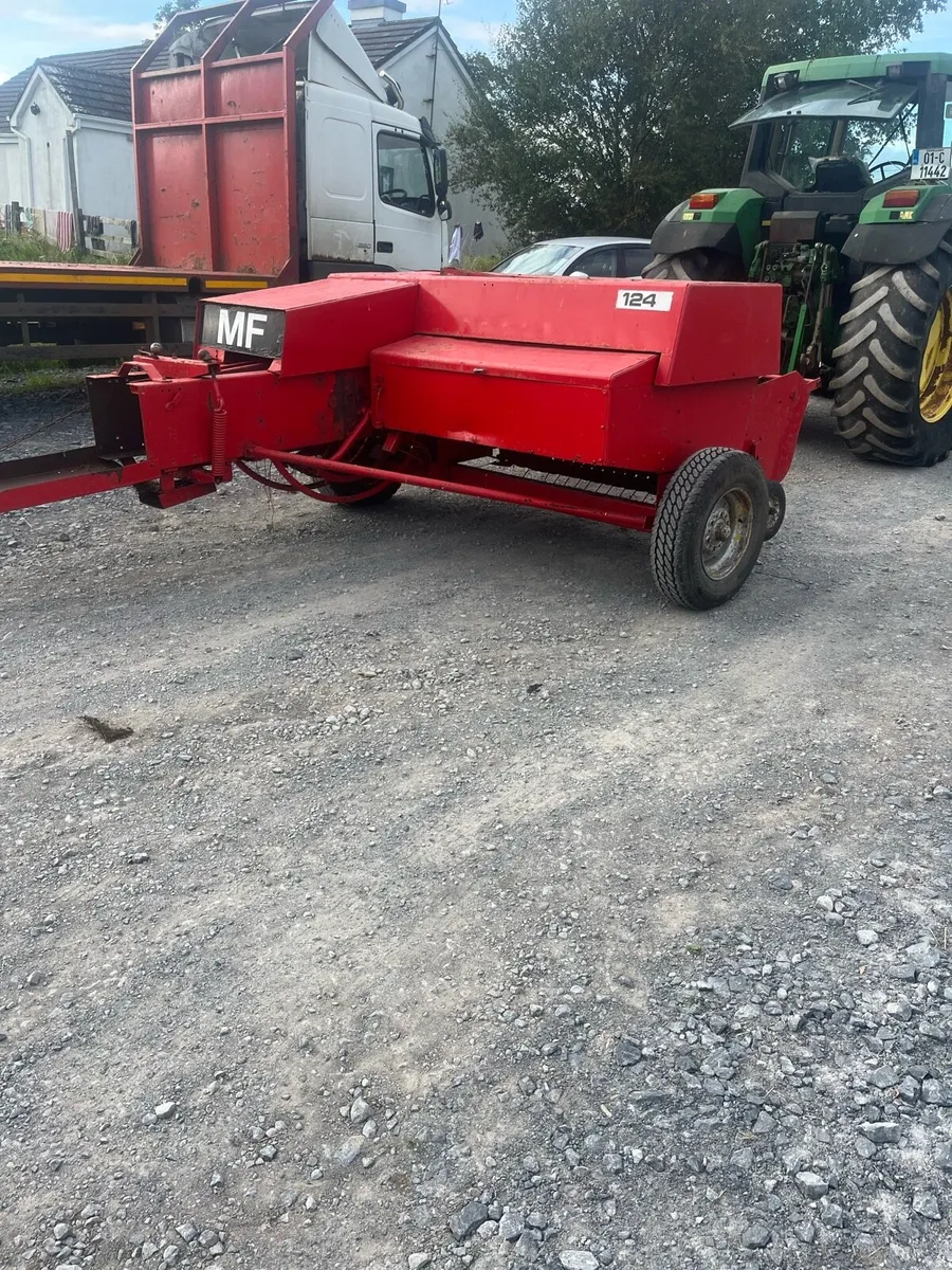 Mf 124 - Image 2