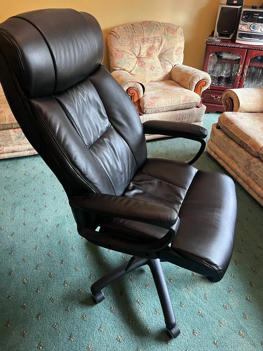 Office chair - Image 2