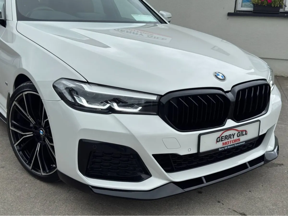 BMW 5 Series M Sport Mhev Auto 520 D Low Milage - Image 3