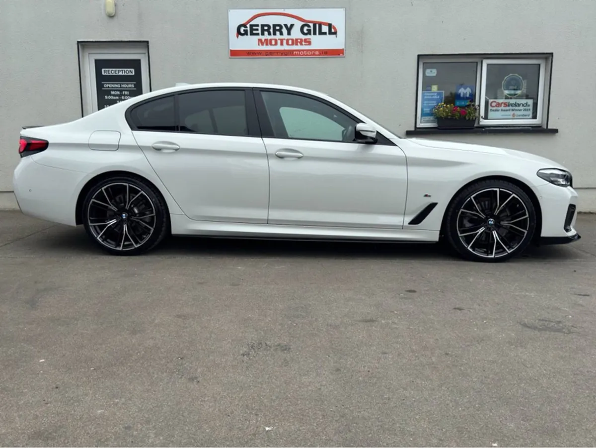 BMW 5 Series M Sport Mhev Auto 520 D Low Milage - Image 4