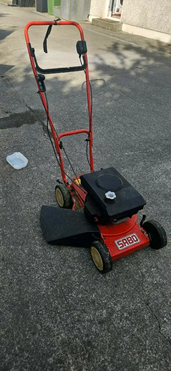Sabo 2 stroke lawnmower - Image 2