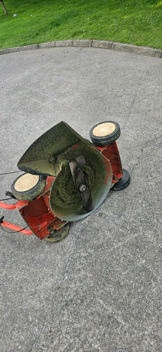 Sabo 2 stroke lawnmower - Image 3