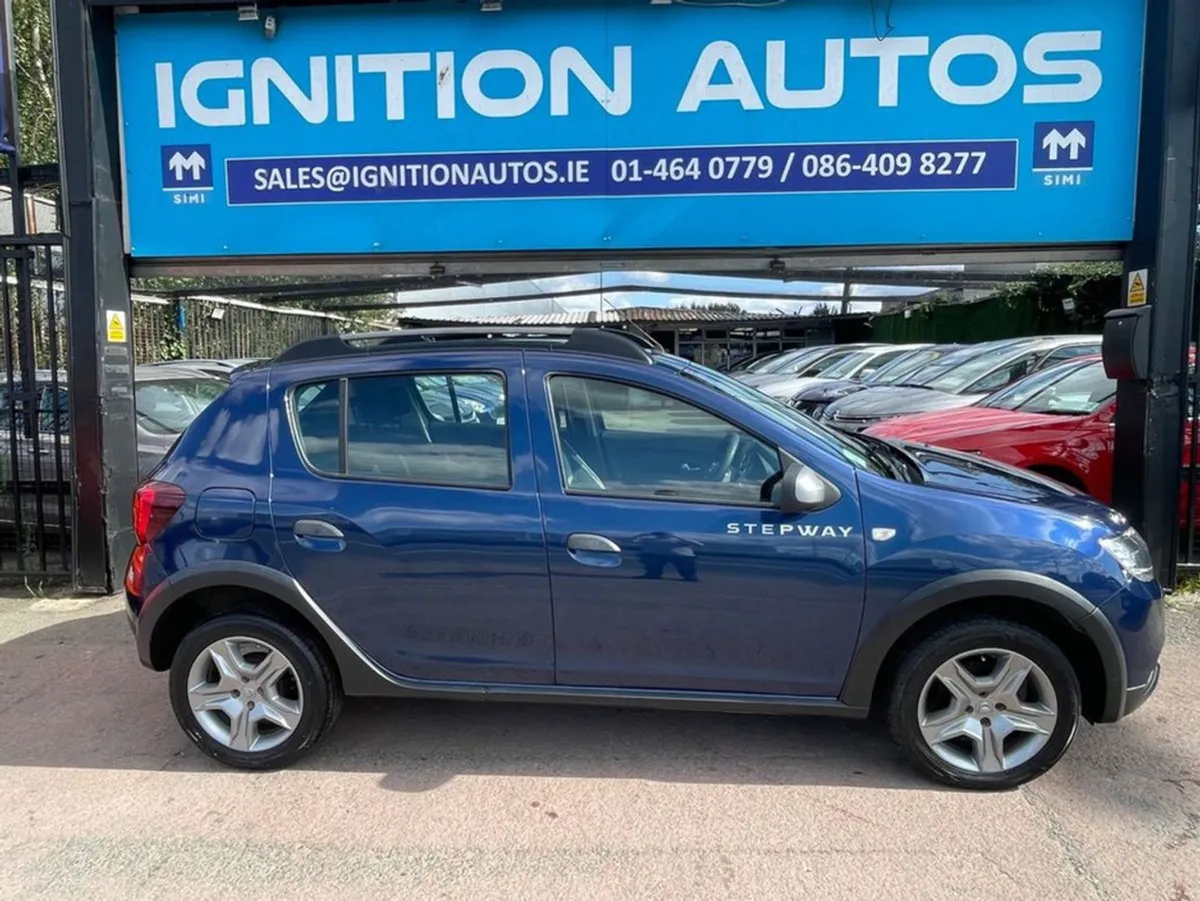 Dacia Sandero Stepway 1.5 Dci  Alternative Model - Image 2