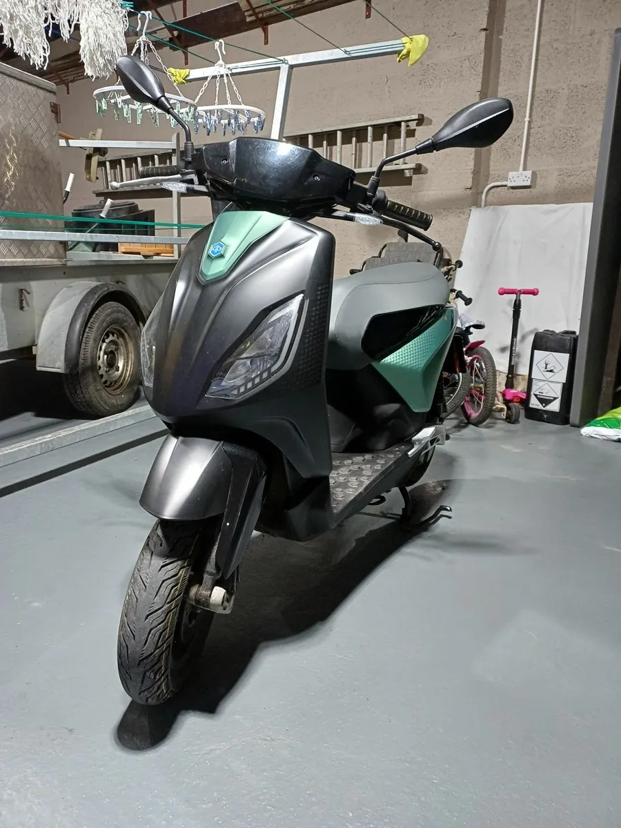 2022 Piaggio One Active Fully Electric Scooter