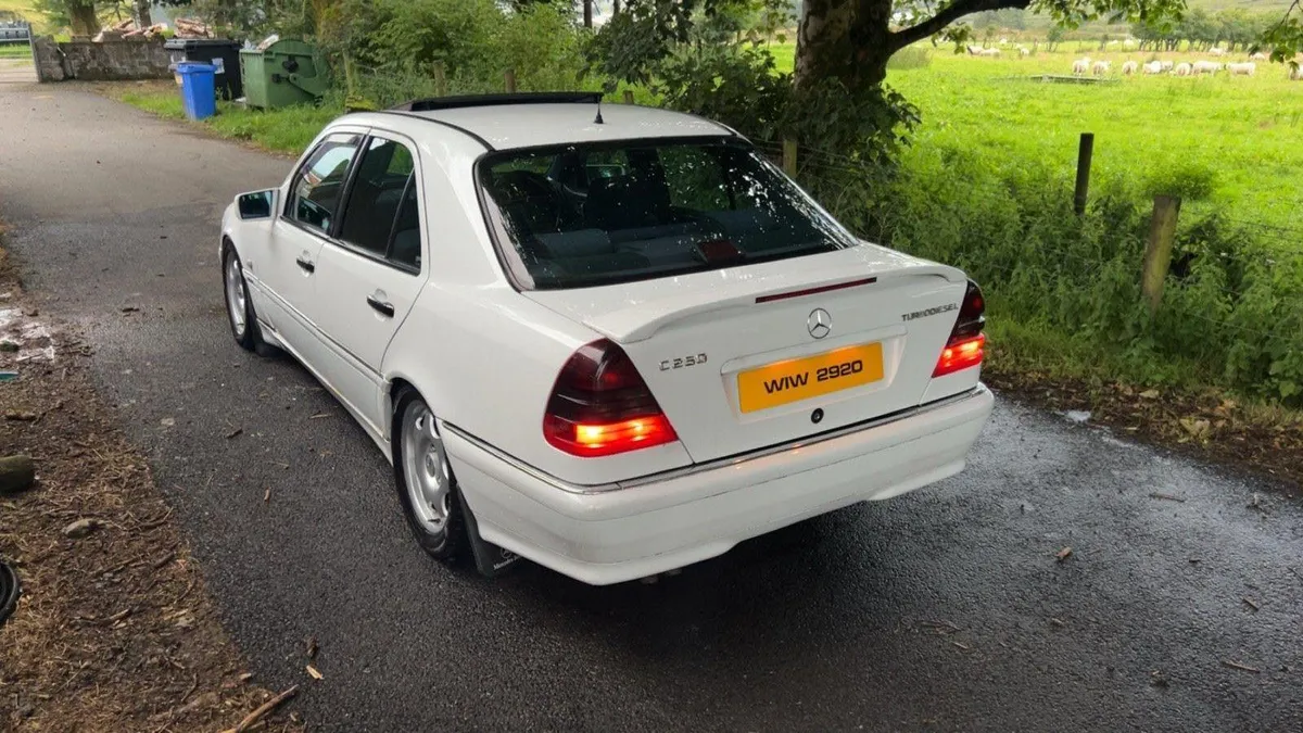Mercedes c250 td - Image 3