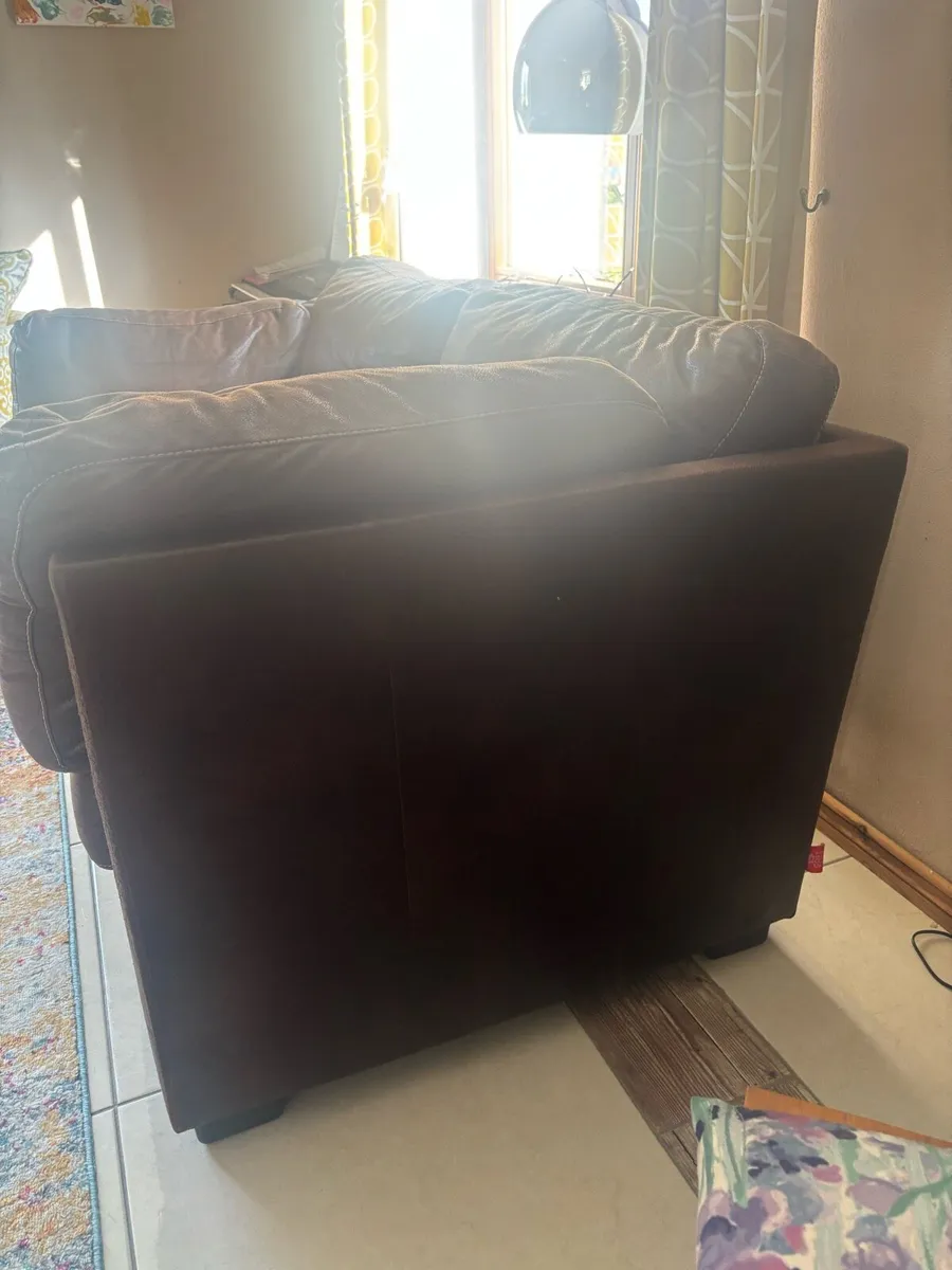 Sofa - Image 3