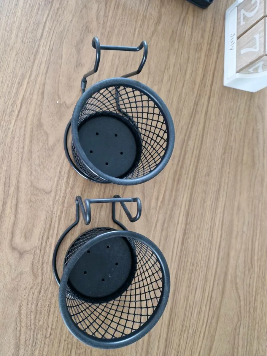 2 Hanging pots - Image 2