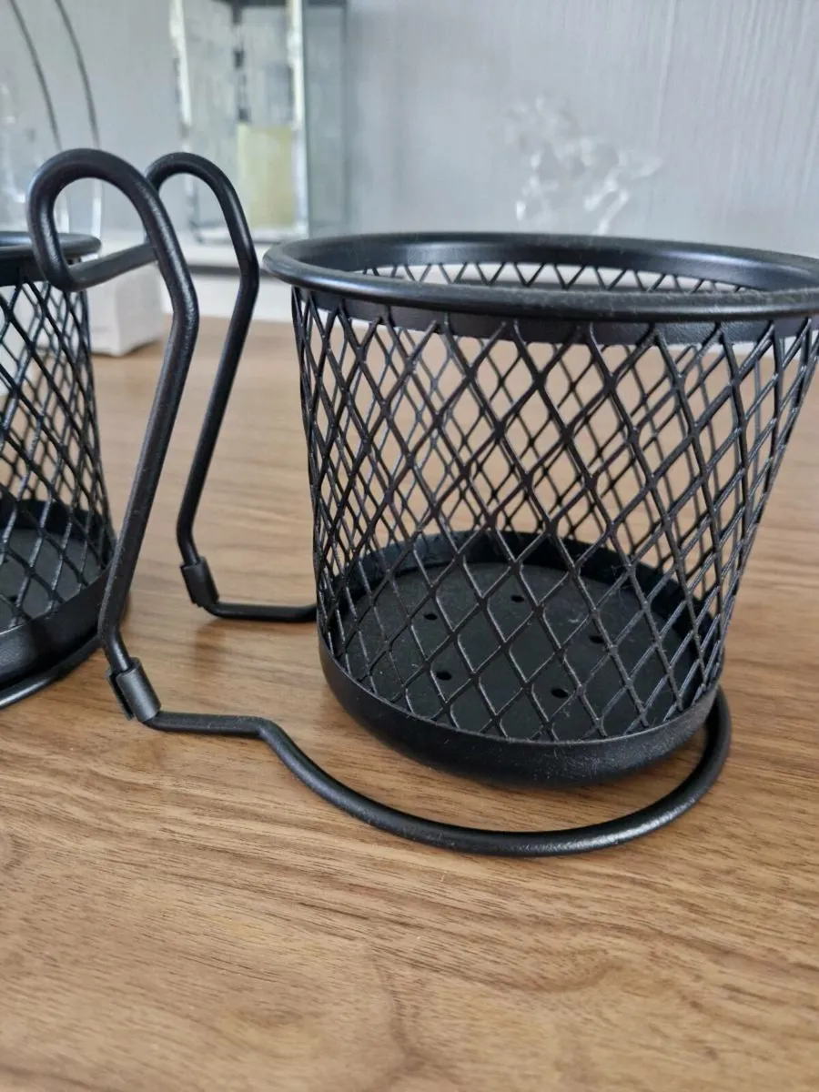 2 Hanging pots - Image 3