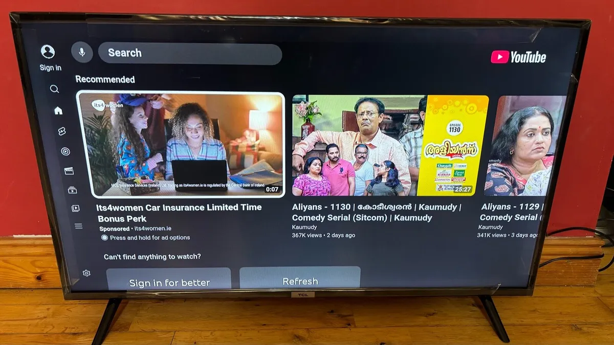 40” Smart TV - Image 3