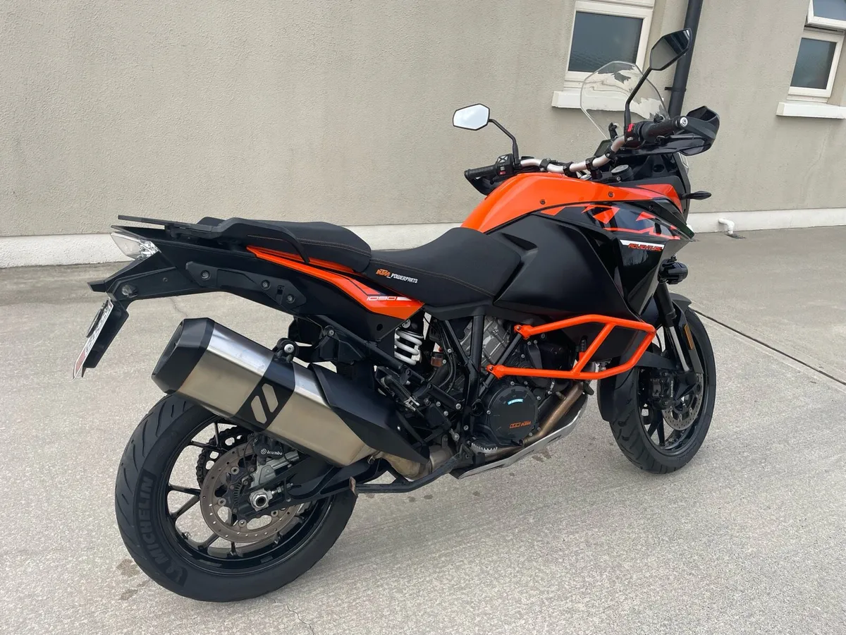 KTM 1090 Adventure - Image 3
