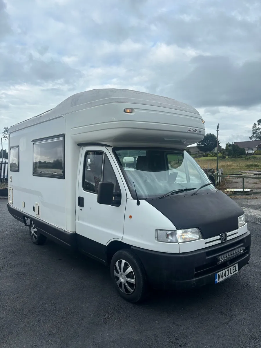 Peugeot boxer 2.8 TDI Auto Sleeper 5 berth NI - Image 3