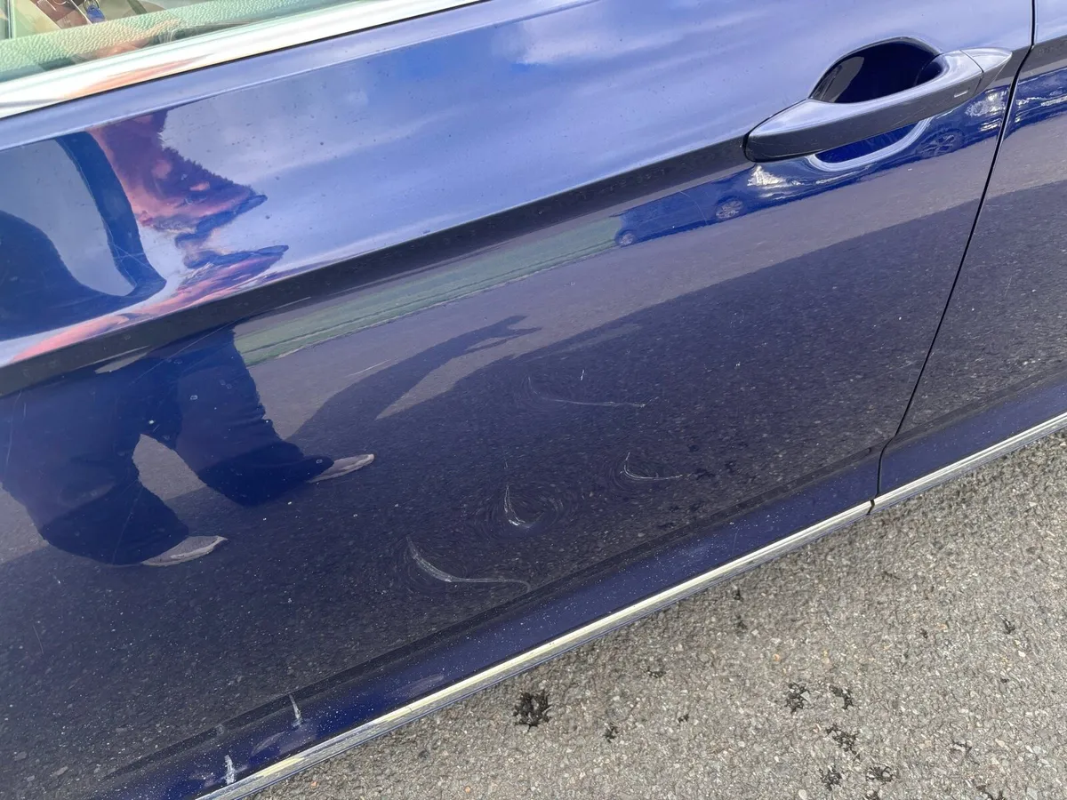 Volkswagon Passat - Image 4