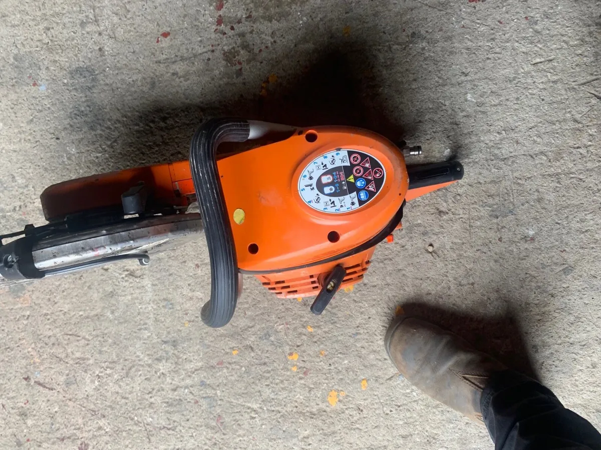 Echo  consaw 12 inch - Image 2