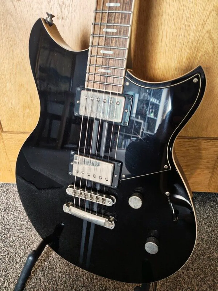 Yamaha Revstar RSS20 Black + guitar stand - Image 1