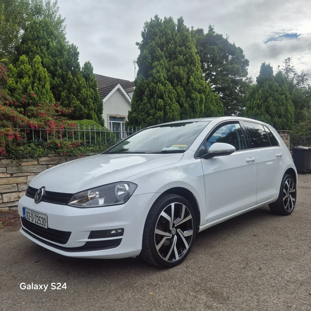 2016 Volkswagen Golf 1.6 tdi trendline - Image 1