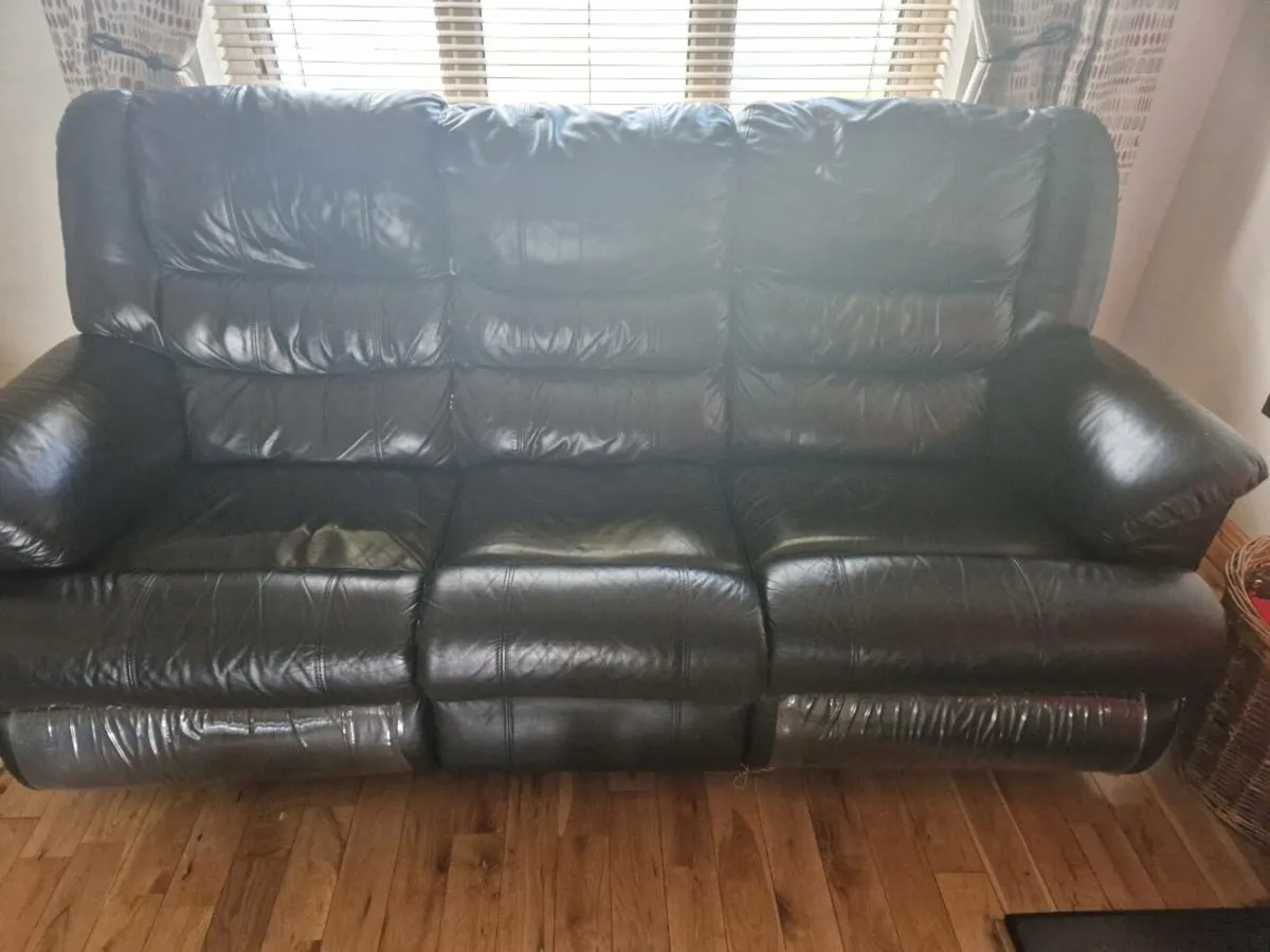 3 Seater Black Leather Couch