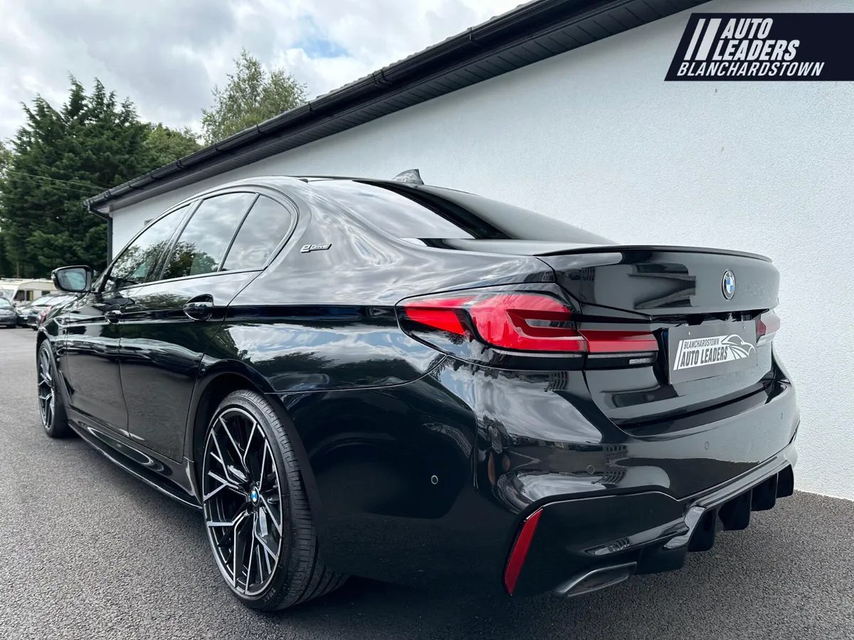 BMW 530 E G30 M SPORT AUTO PHEV SERVICE HISTORY - Image 4