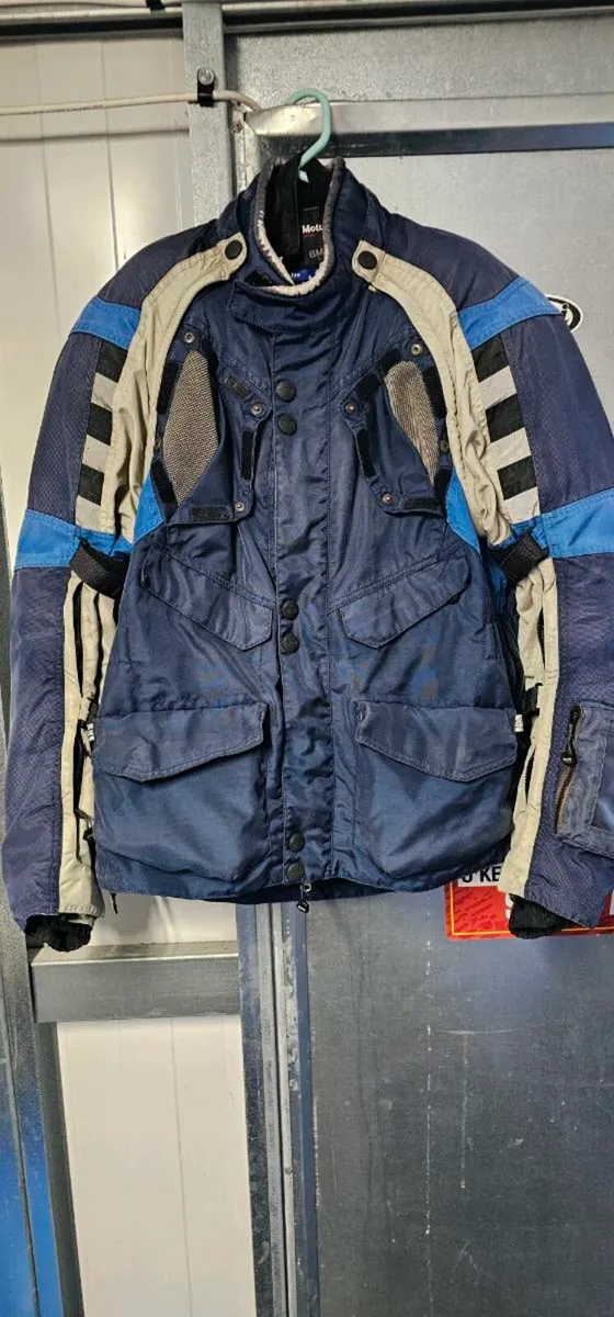 BMW Rallye suit - Image 1