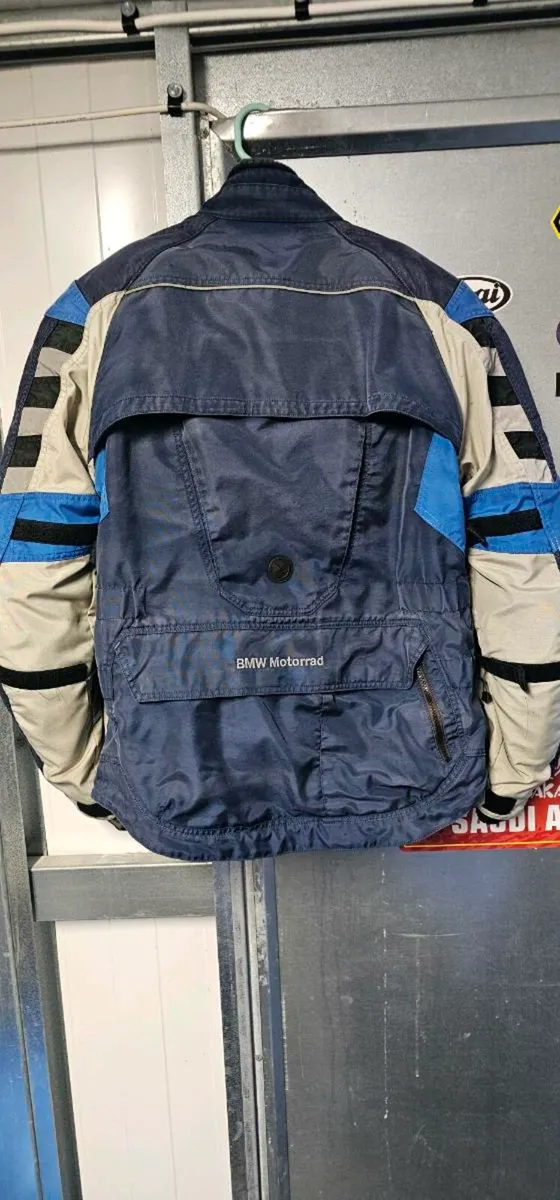BMW Rallye suit - Image 3