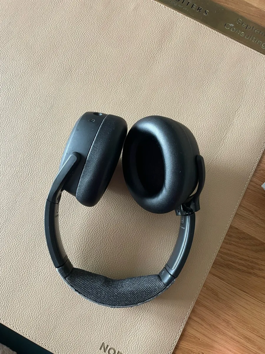 Headphones - Image 3