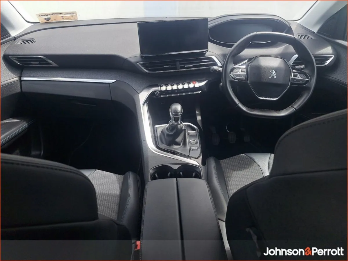 Peugeot 3008 1.2 Puretech 130bhp Allure - Image 4