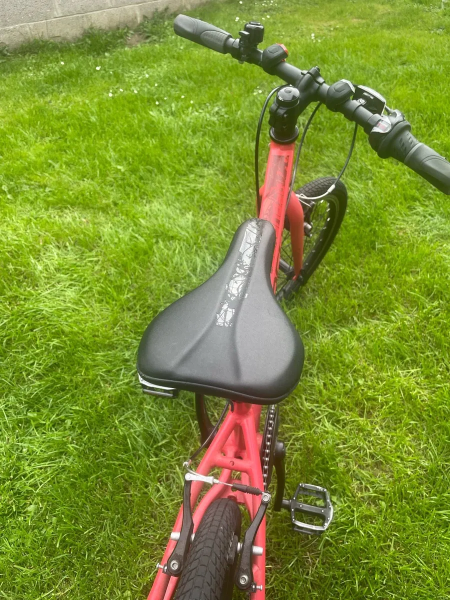 Girls bike - Image 3
