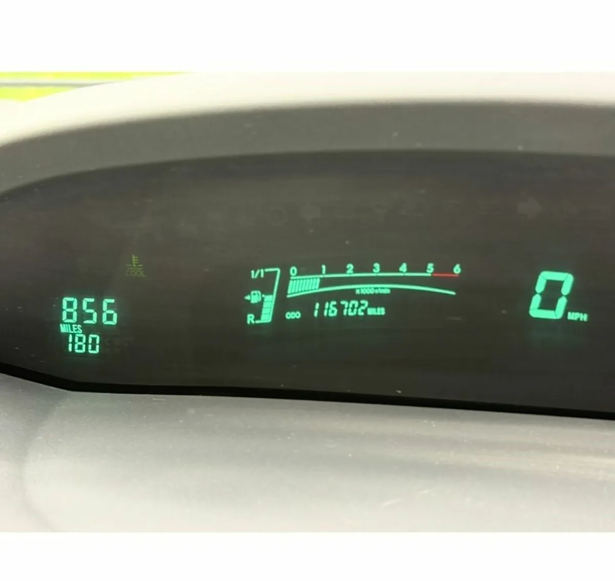 Toyota Yaris 2009 - Image 2