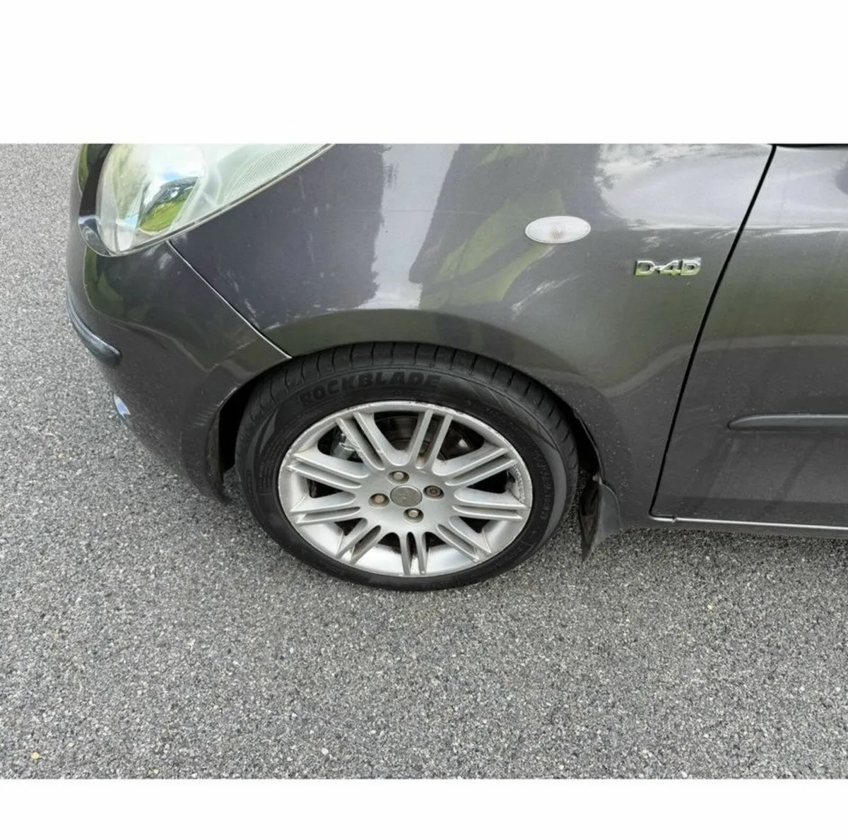 Toyota Yaris 2009 - Image 3
