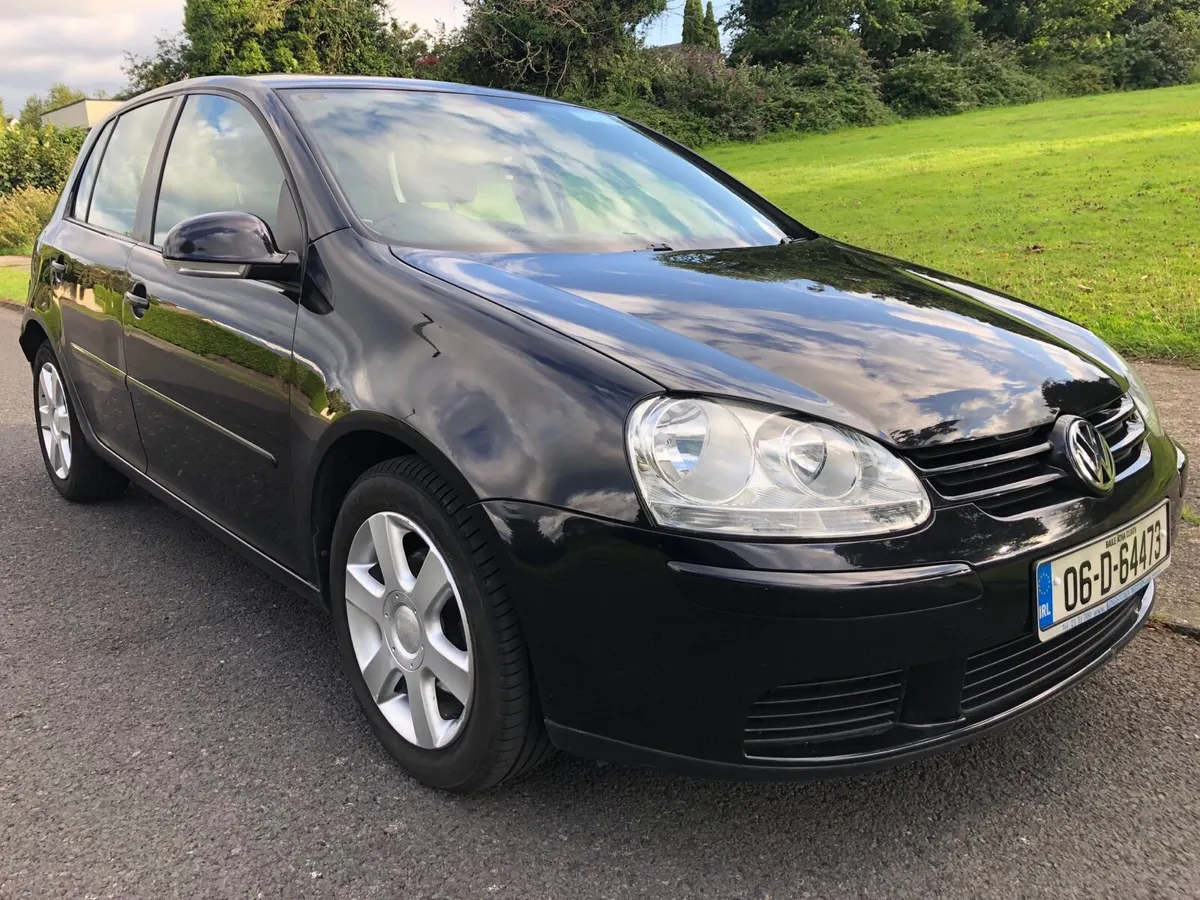 Volkswagen Golf 1.6 Petrol  comfort - Image 3
