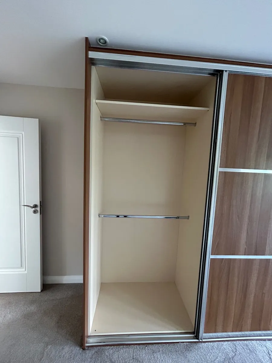 Wardrobe - Image 2