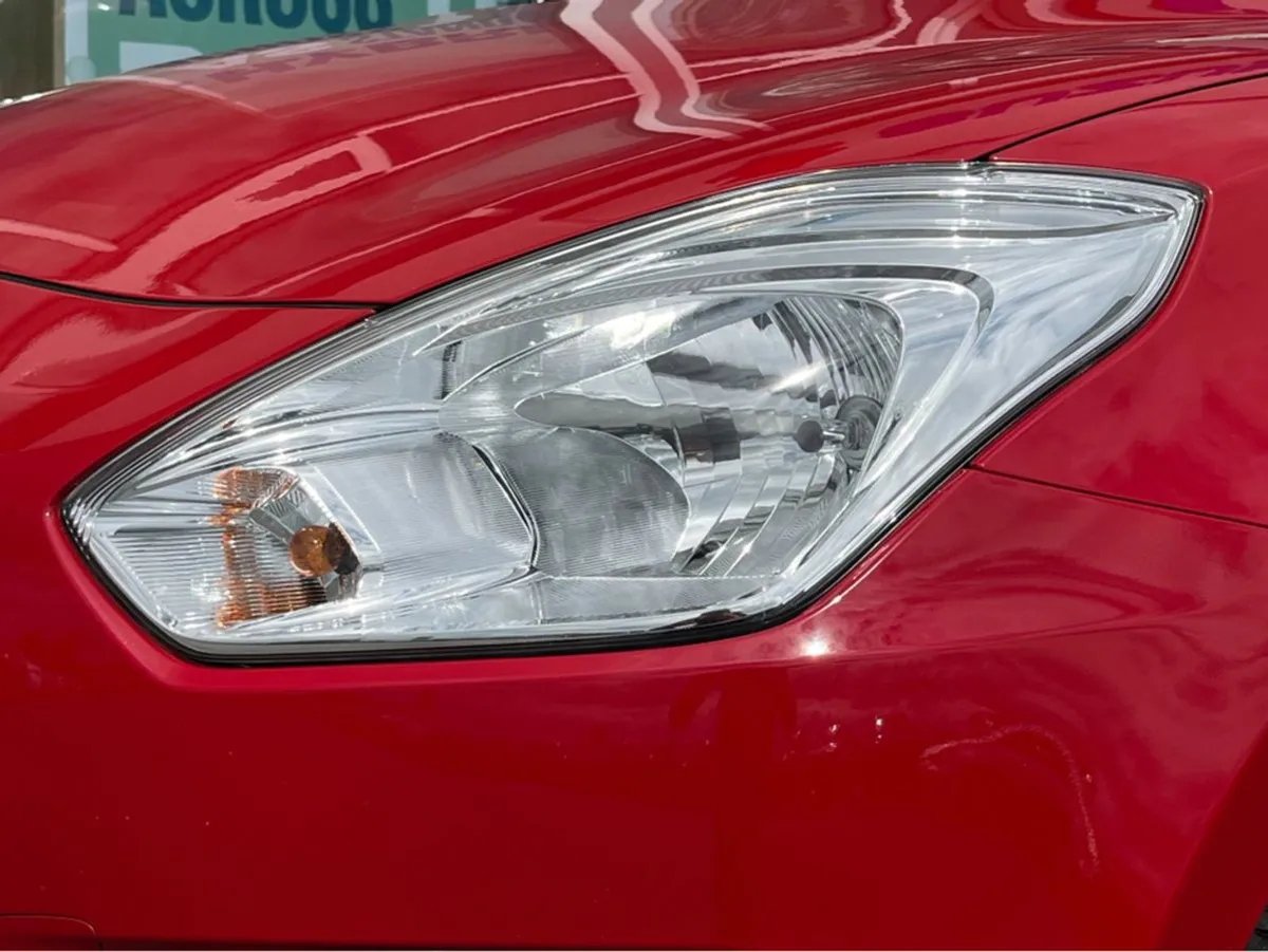 Suzuki Swift 1.2 Dualjet Sz-t Shvs 5DR - Image 3
