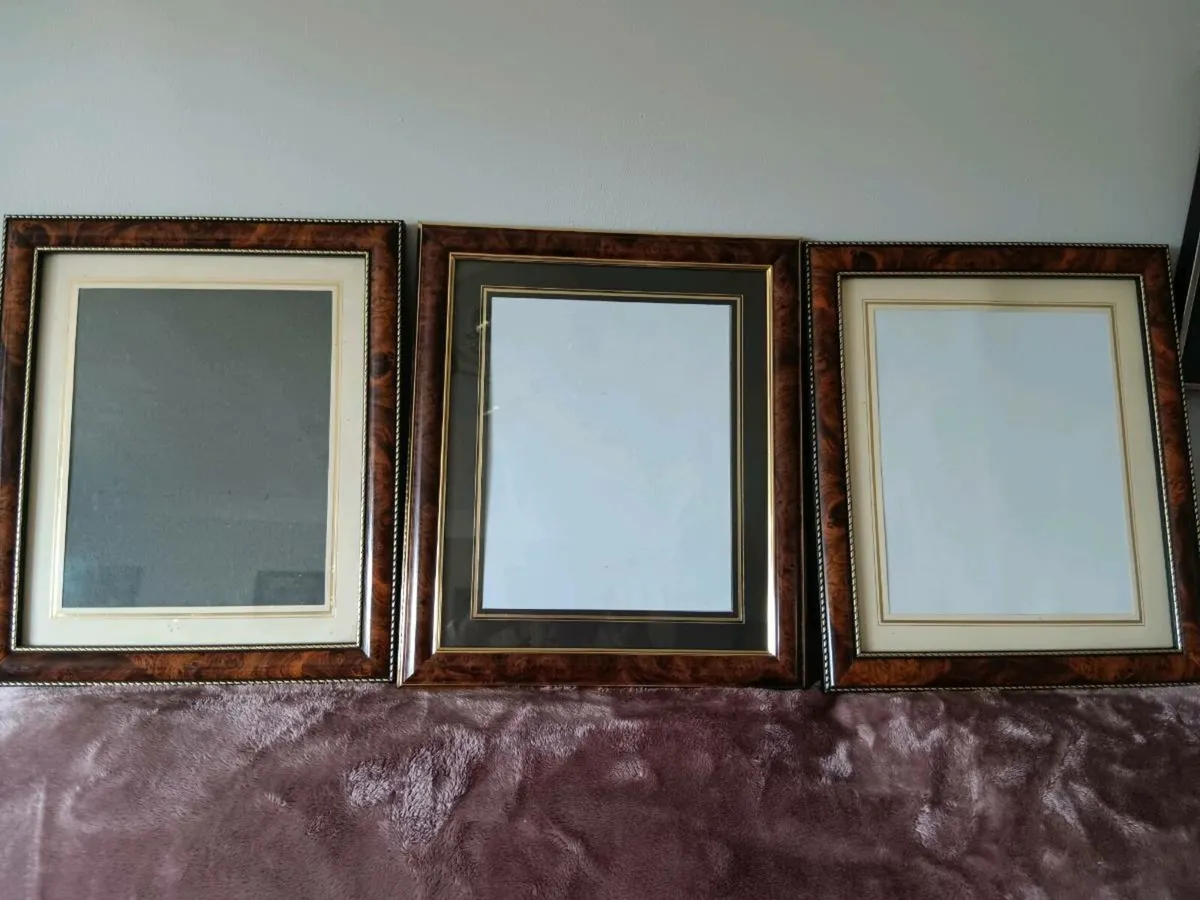 Picture frames - Image 1
