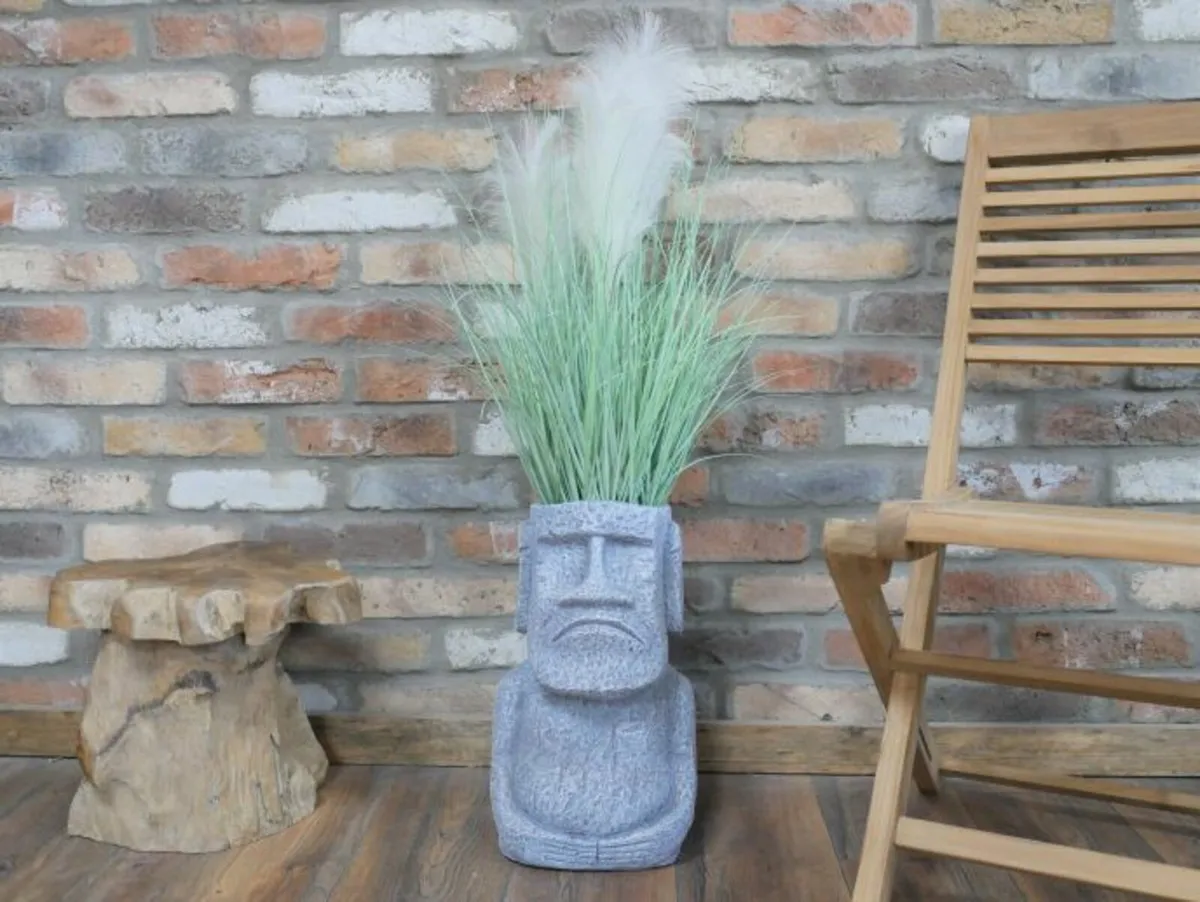 Easter Head Planter – D8465 - Image 1