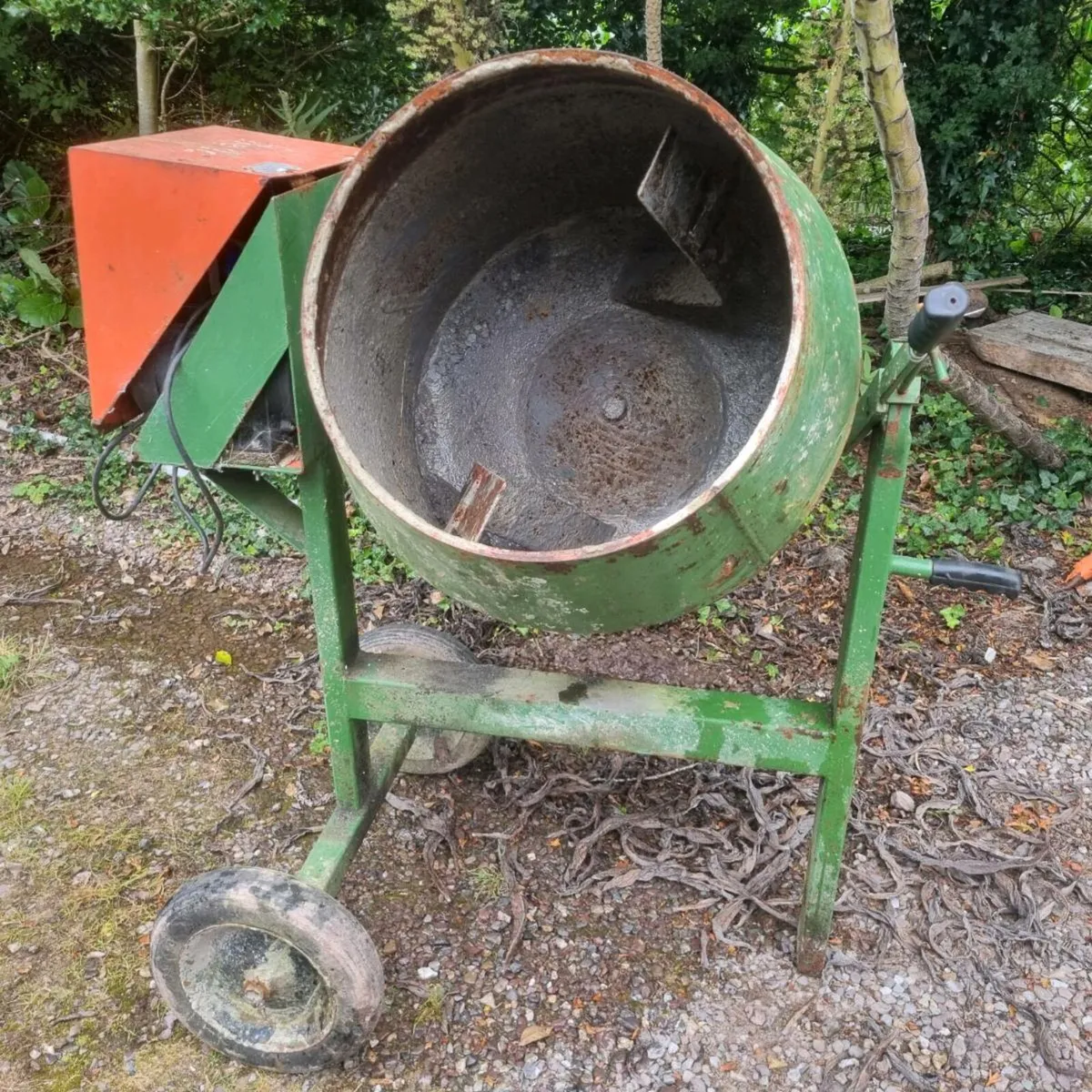 Concrete Mixer - Image 1