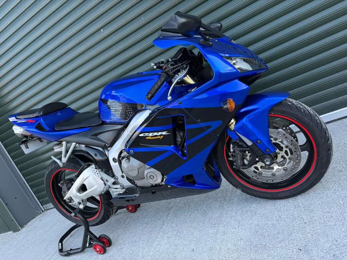 Honda CBR 600 rr - Image 2